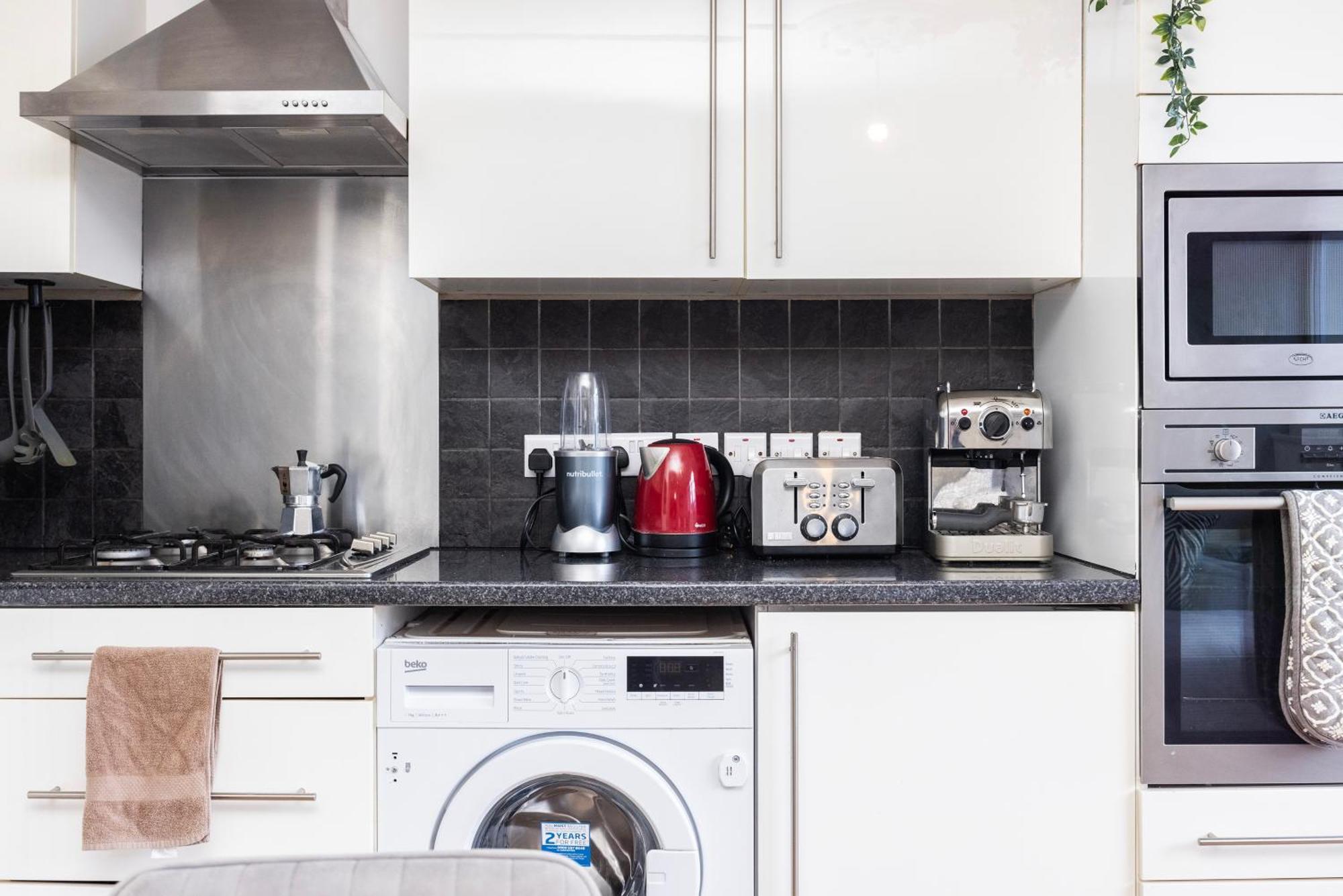 Trendy 4 Bed Apartment Near Vibrant Shoreditch W Balcony And Walking Distance To Tube London Bagian luar foto